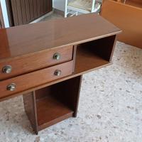 Vend mobiletto vintage in legno ideale come como
