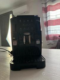 MACCHINA CAFFE' IN GRANI