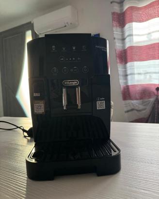 MACCHINA CAFFE' IN GRANI