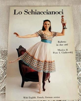 Libretto  "Lo Schiaccianoci" (Multilingue) - 1988