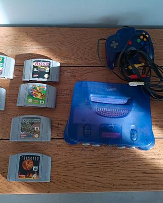 Nintendo 64 perfettamente funzionante 