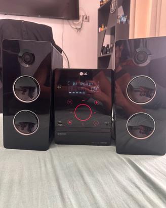Impianto Hi-Fi LG Bluetooth 160W