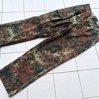 Pantaloni militari tedeschi BW del 1993 mai usati