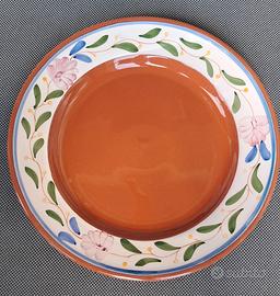Set 4 piatti usati marca "Deco", terracotta.