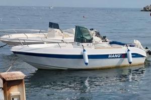 Barca motore e carello