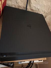 Playstation 4 (+ ds4 bianco e cavo principale)