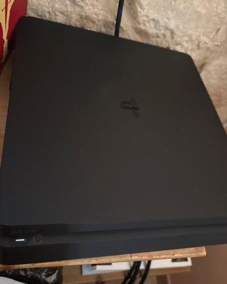 Playstation 4 (+ ds4 bianco e cavo principale)