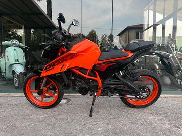KTM  Duke 390