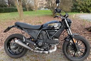 Ducati scrambler 400 eccellente