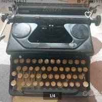 Macchina da scrivere antica 