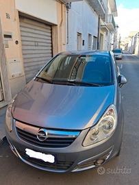 Auto opel corsa