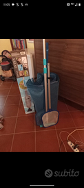 Attrezzatura per piscina