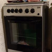 Cucina gas+forno elettrico Beko libera installaz