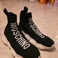 sneakers a calzino Moschino