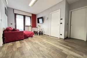 4 LOCALI A TORINO