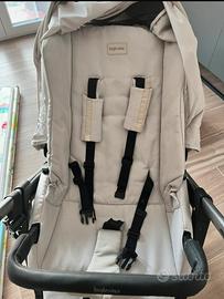 Trio inglesina aptica