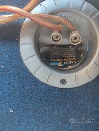 cassa in legno con subwoofer 