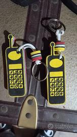 Portachiavi cellulare vintage