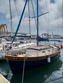 Barca a vela motorsailer