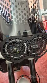 Griglia fanale Ducati Desert X