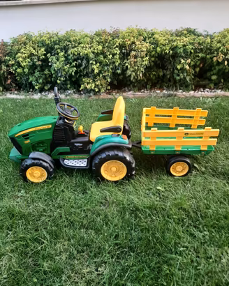 PEG John Deere Ground Force - Trattore Elettrico