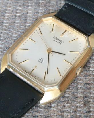 Orologio al quarzo placcato oro Seiko Chariot