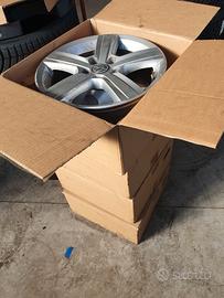 CERCHI USATI RAGGIO 16 POLLICI VOLKSWAGEN Golf 6 -