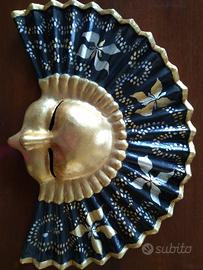 Maschera in cartapesta da appendere 