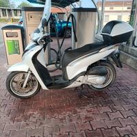 Honda SH150 (doppio disco)