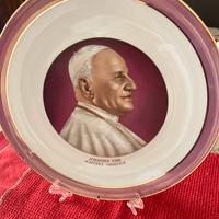Piatto in ceramica bavaria raffigurante papa Giova