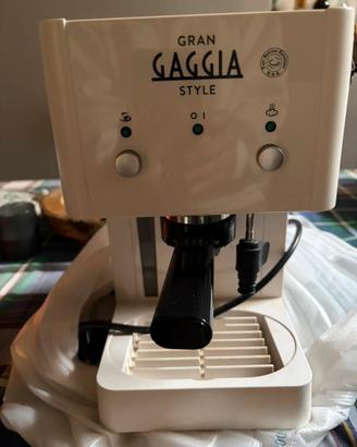 Macchina del caffè Gaggia gran stile