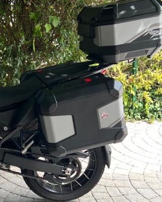 Tris valigie africa twin