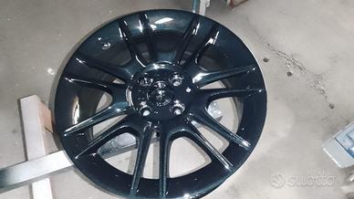 Disponibili cerchi in lega attacco Fiat lancia