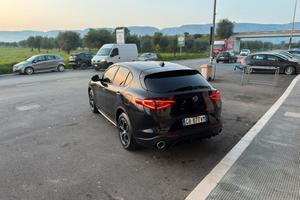 Alfa Stelvio  2.2 160cv AT8 Business 