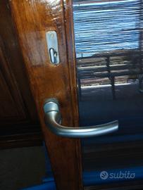 Finestra in legno massello