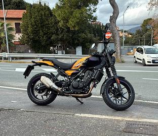 Royal Enfield Guerrrilla 450 YELLOW RIBBON