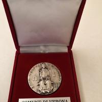 Numismatica medaglia argento della Città di Verona