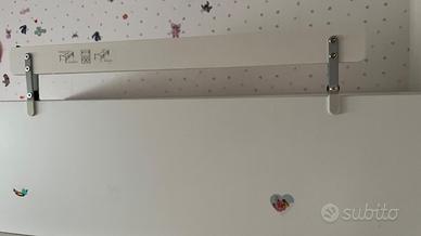 Letto a castello per bambini con armadio