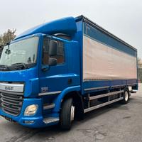 Motrice due assi Daf CF 290 centyina e telo sponda