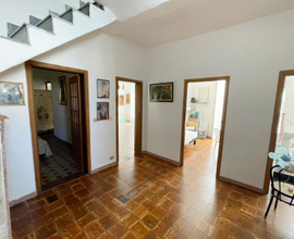 Casa indipendente 203 Mq e terrazzo