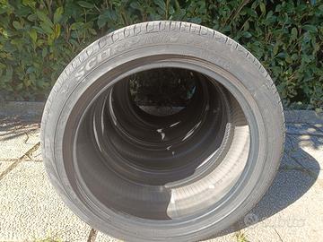 gomme estive Pirelli 245/45/19