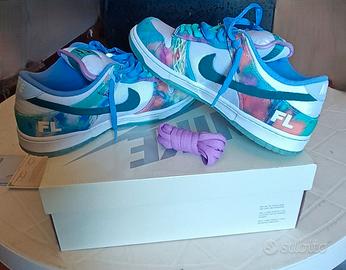 NIKE Dunk SB Futura