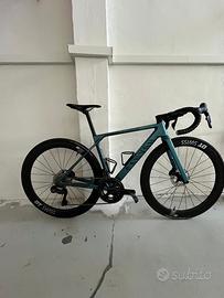 Canyon Utimate CF SLX 8 Di2