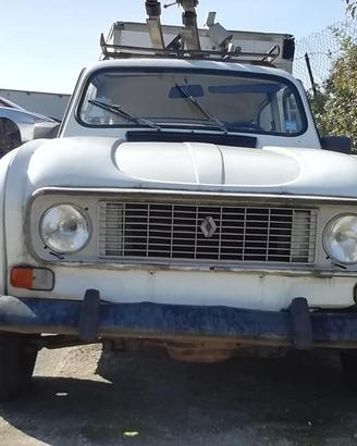 Renault 4 Anno 1980 Ricambi usati