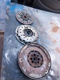  BmwN 47   serie 1/3/4  f 30 f20 volano e frizione