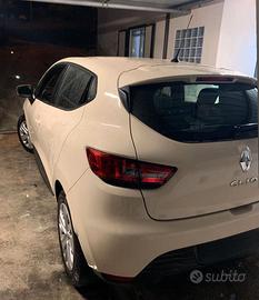 RENAULT CLIO 4ª SERIE-2015