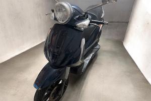 Beverly 125