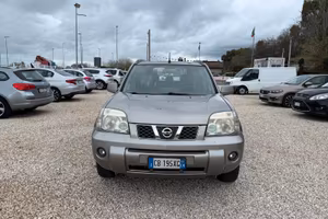 Nissan X-Trail 2.2 dCi Elegance