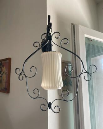 Lampada in ferro battuto