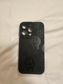 Cover nera con Faccine Sorridenti Sciolte